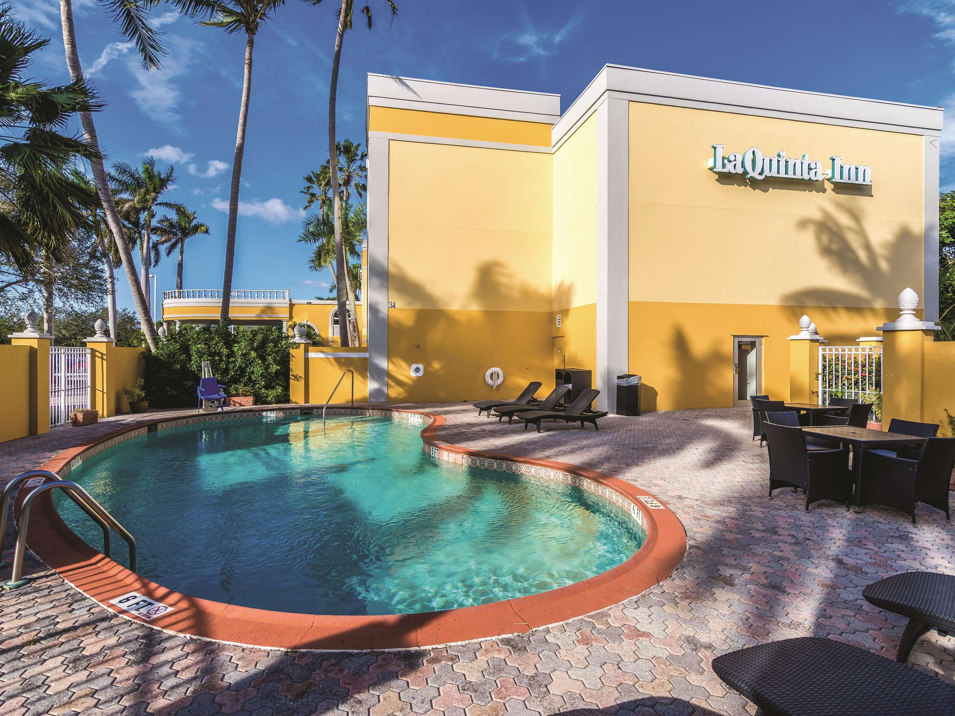 La Quinta Inn By Wyndham Jupiter Exterior photo